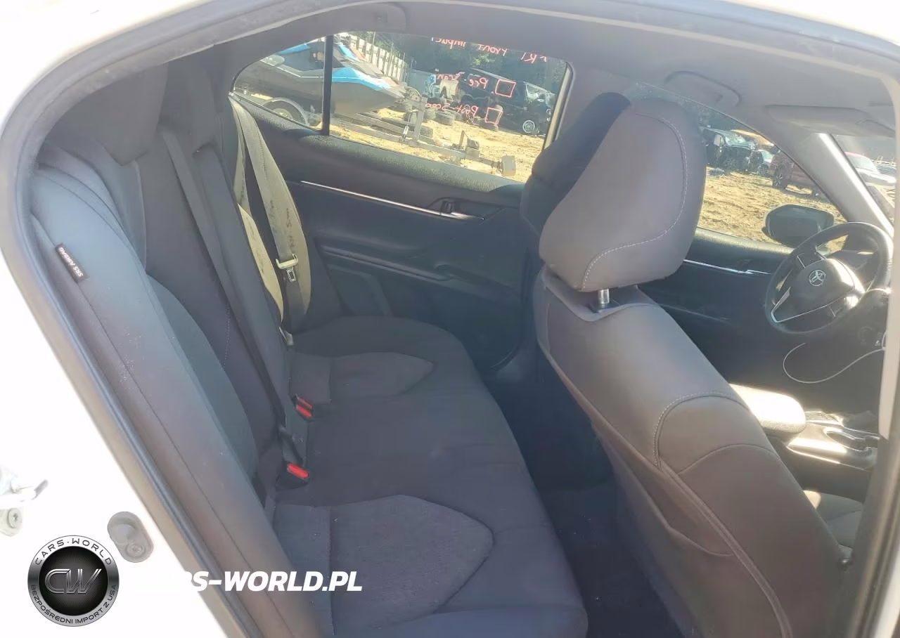 2022 Toyota Camry Le VIN:4T1C11AK9NU696899 - 10