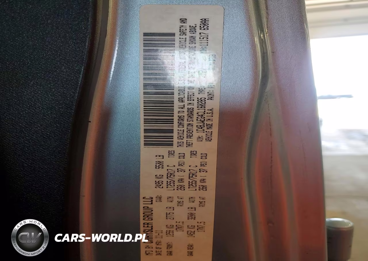 2012 Jeep Wrangler Unlimited Sahara VIN:1C4BJWEG4CL160285 - 13