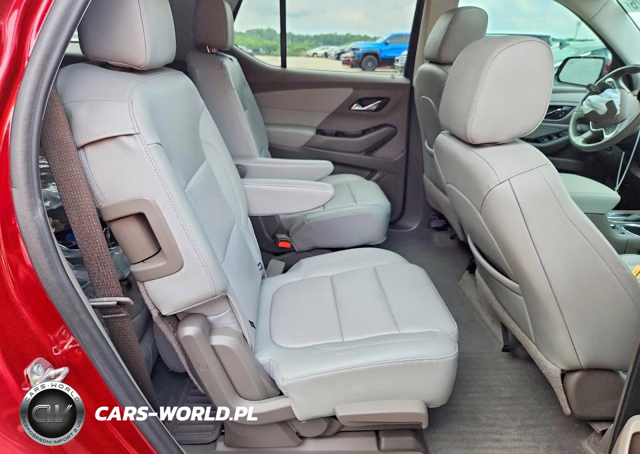 2020 Chevrolet Traverse Lt VIN:1GNERHKWXLJ299546 - 10