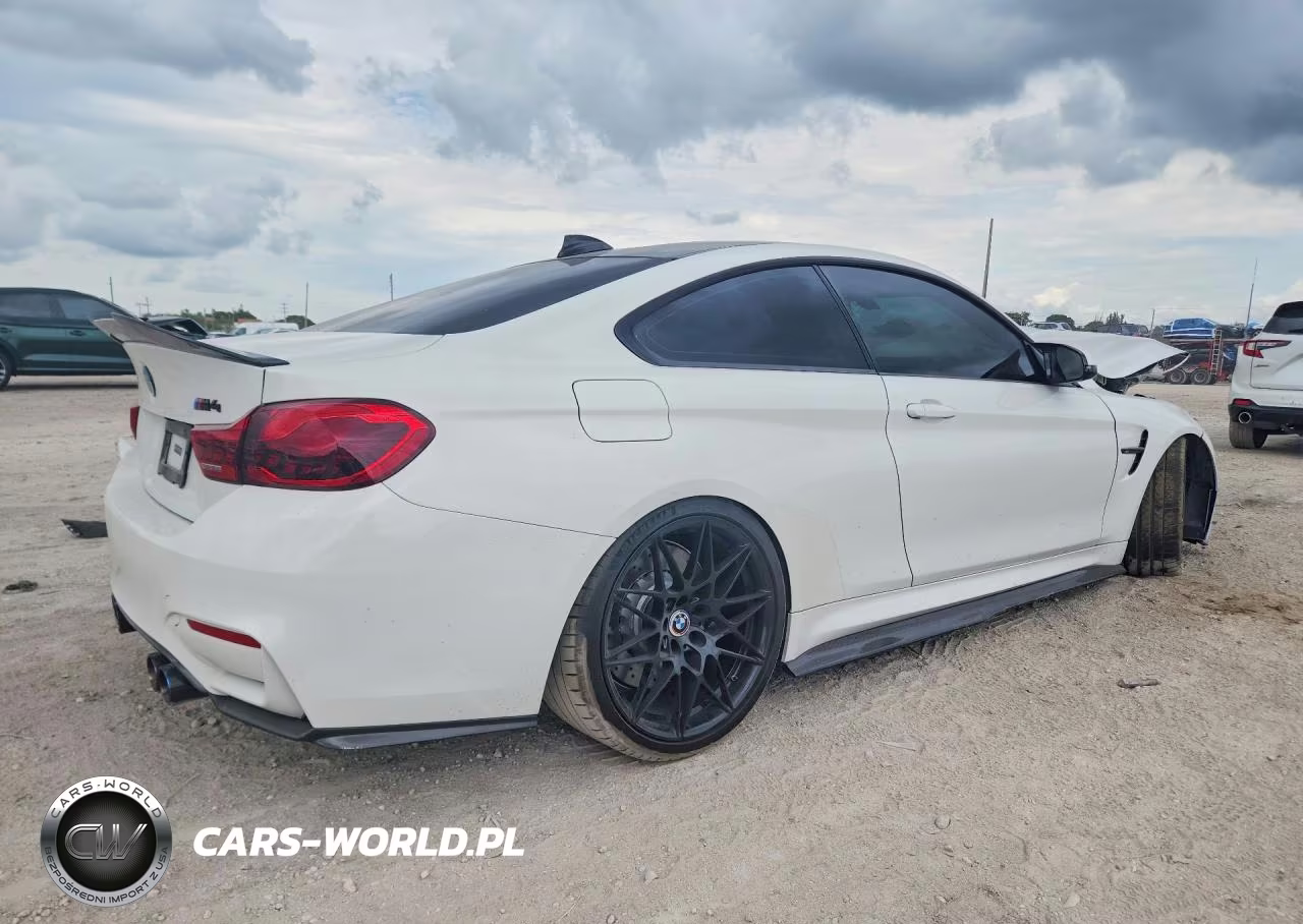 2018 BMW M4 VIN:WBS4Y9C54JAG66646 - 3