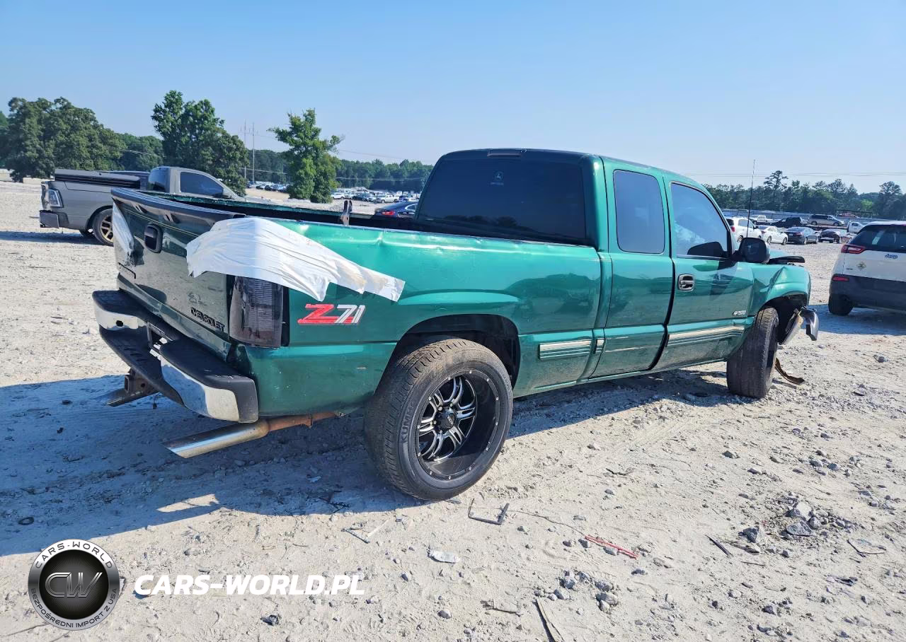 1999 Chevrolet Silverado K1500 VIN:1GCEK19T9XE111615 - 3