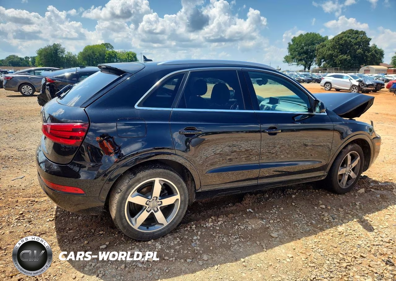 2015 Audi Q3 Premium Plus VIN:WA1BFCFS5FR003489 - 3