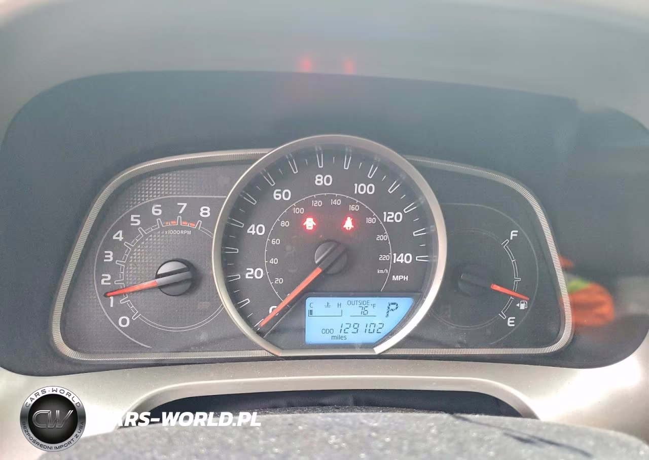 2015 Toyota Rav4 Xle VIN:JTMRFREV9FJ047030 - 9