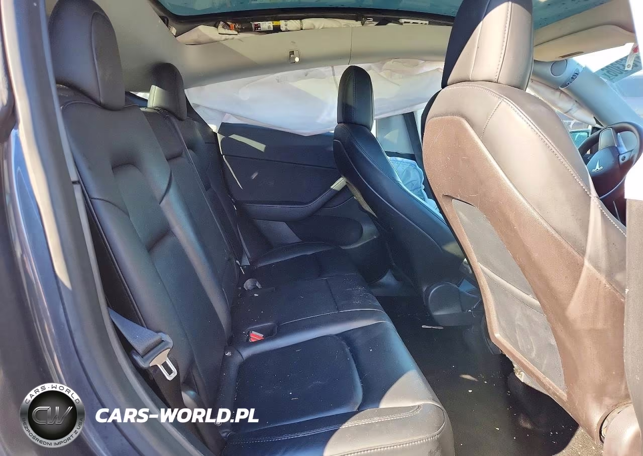 2021 Tesla Model Y VIN:5YJYGDEE8MF211142 - 10