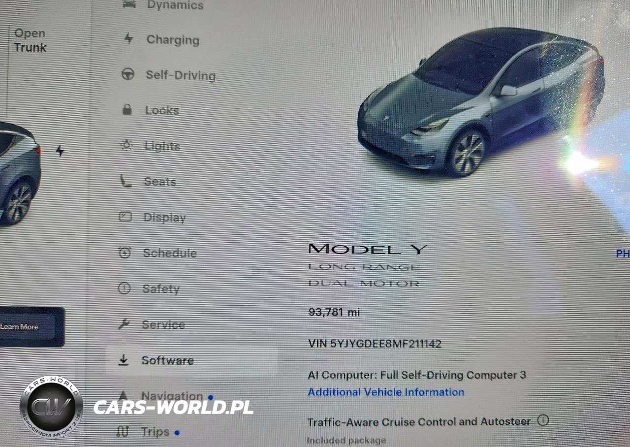 2021 Tesla Model Y VIN:5YJYGDEE8MF211142 - 9