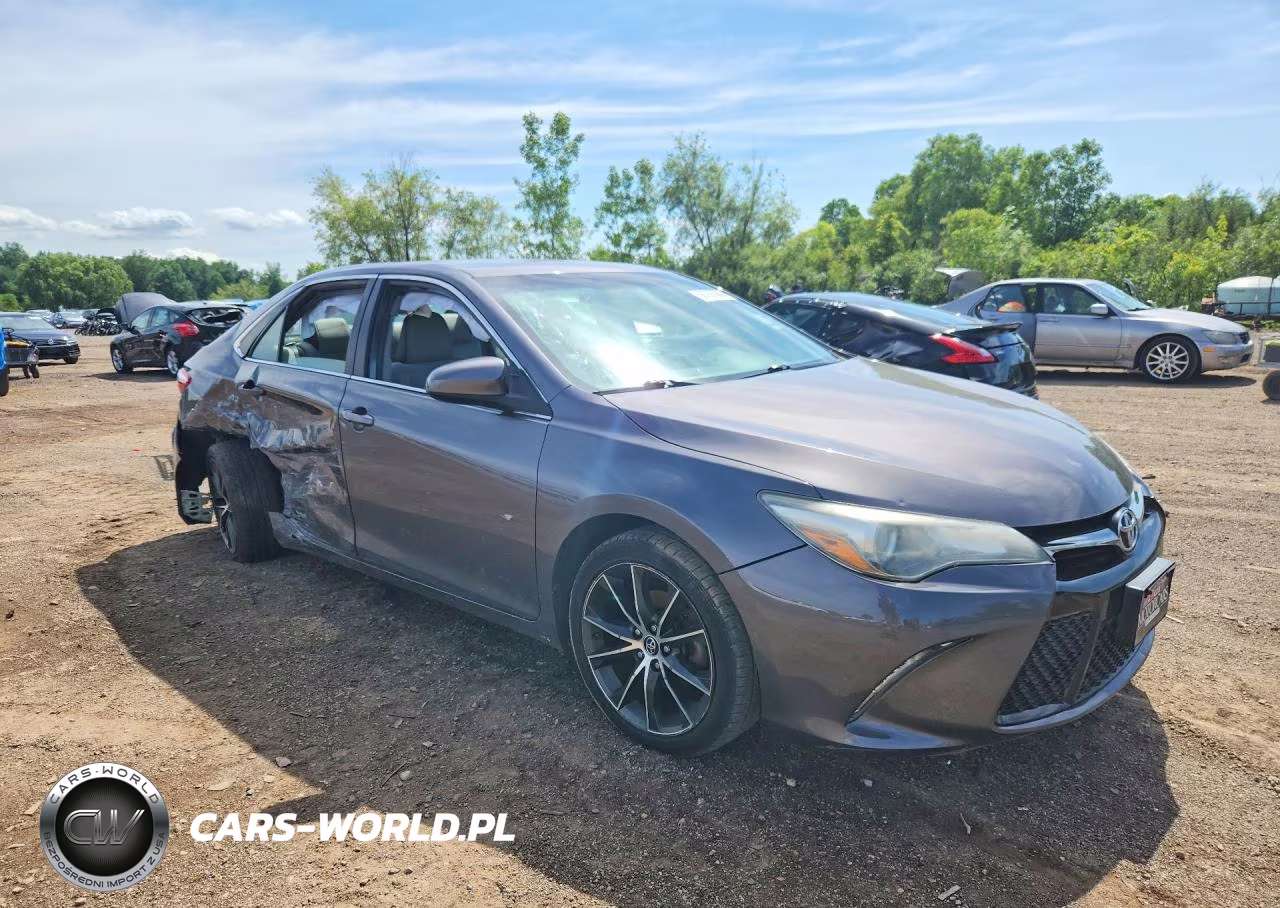 2015 Toyota Camry Xse VIN:4T1BF1FK7FU956367 - 4