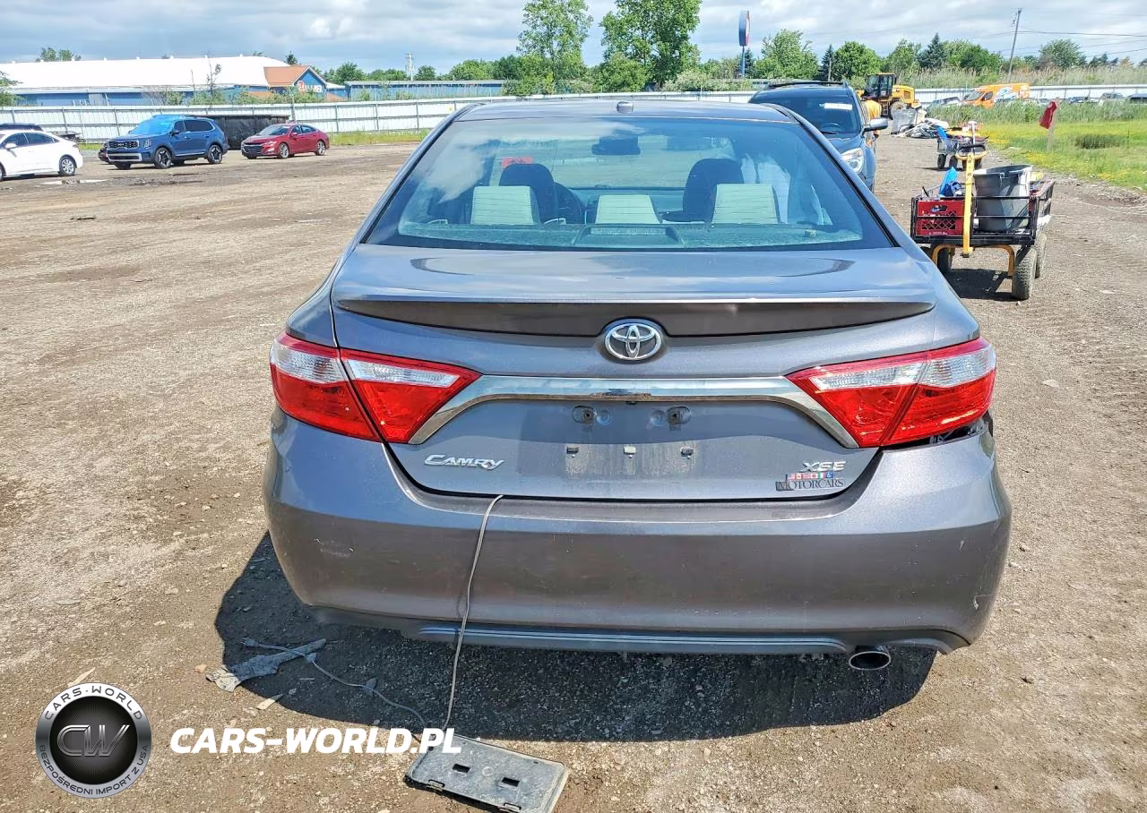 2015 Toyota Camry Xse VIN:4T1BF1FK7FU956367 - 6