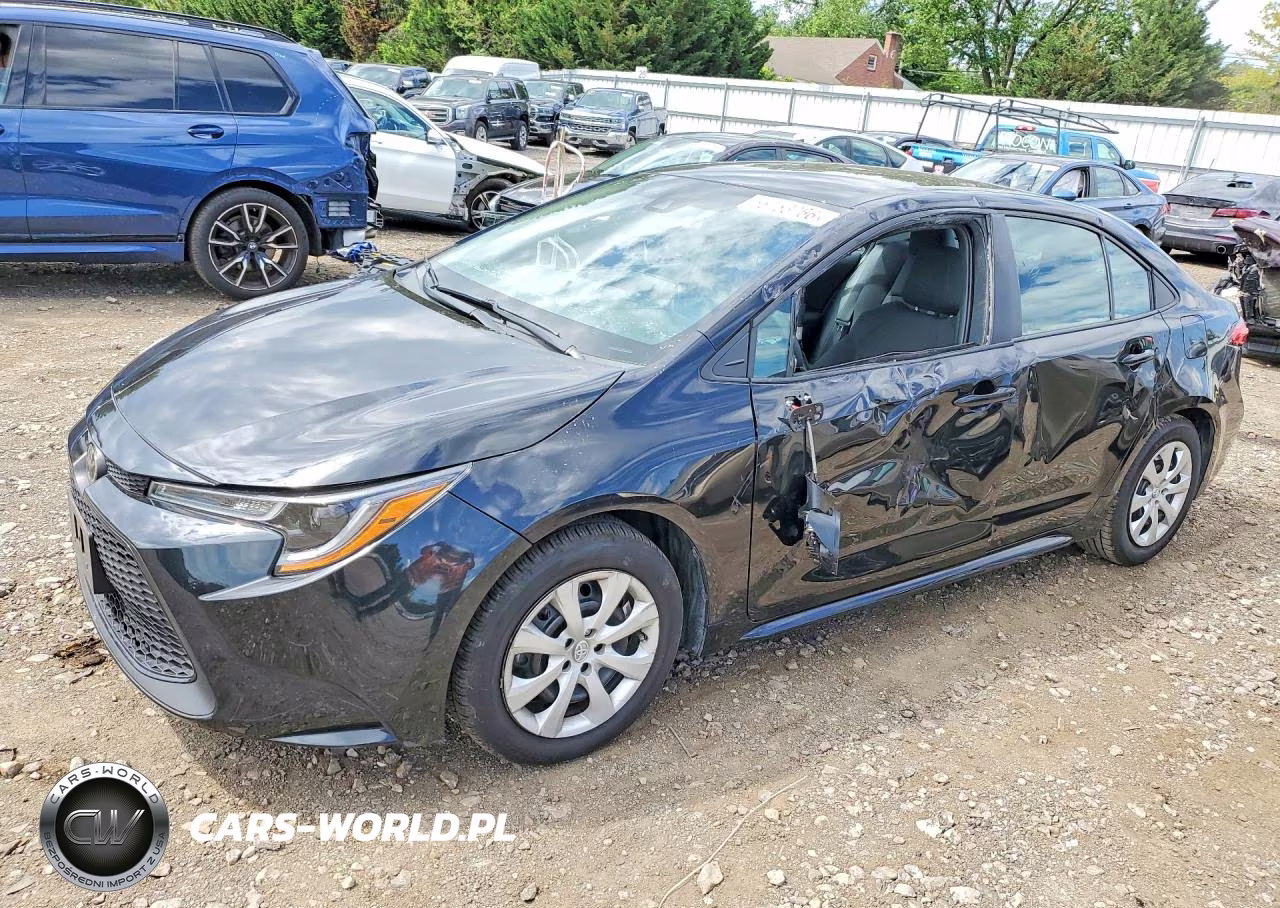 2021 Toyota Corolla Le – zdjęcie 1 z 12