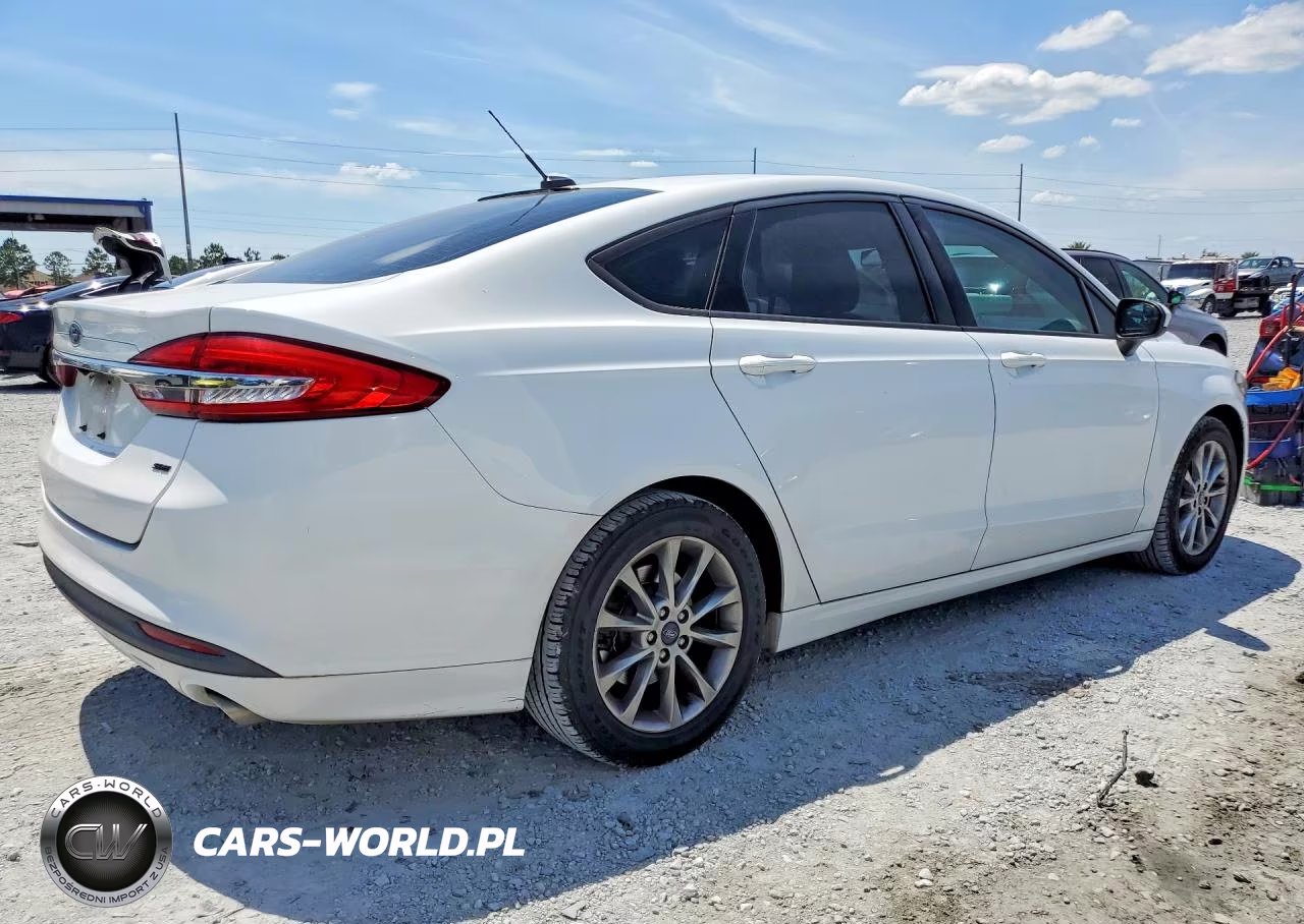 2017 Ford Fusion Se VIN:3FA6P0H74HR370120 - 3