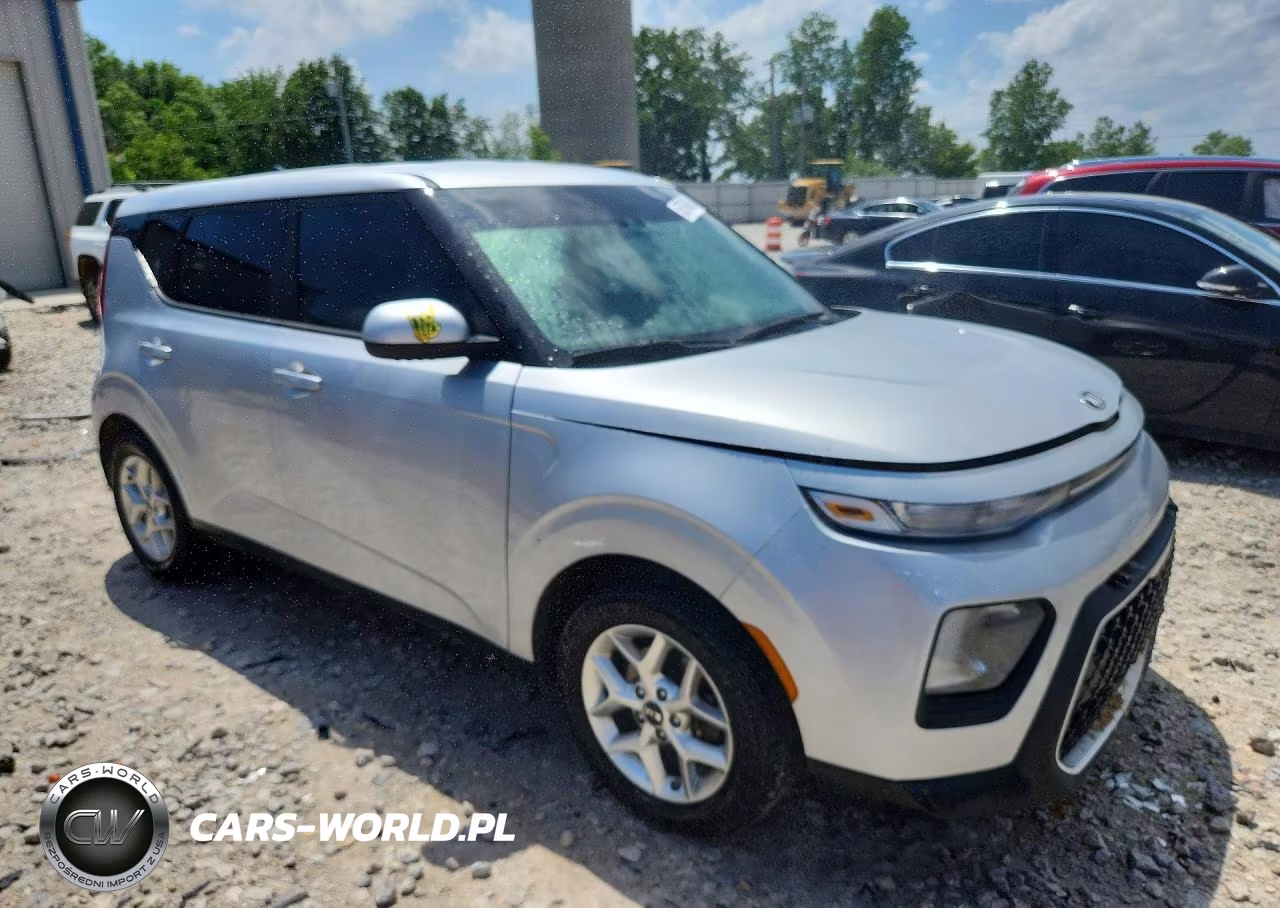 2021 Kia Soul S VIN:KNDJ23AU3M7776766 - 4