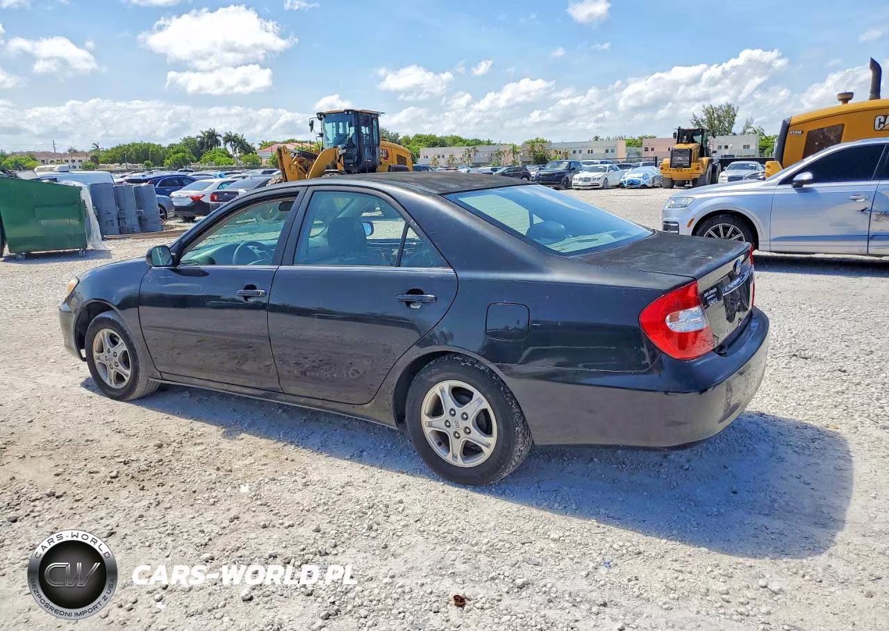 2003 Toyota Camry Le VIN:4T1BE32K53U224044 - 2