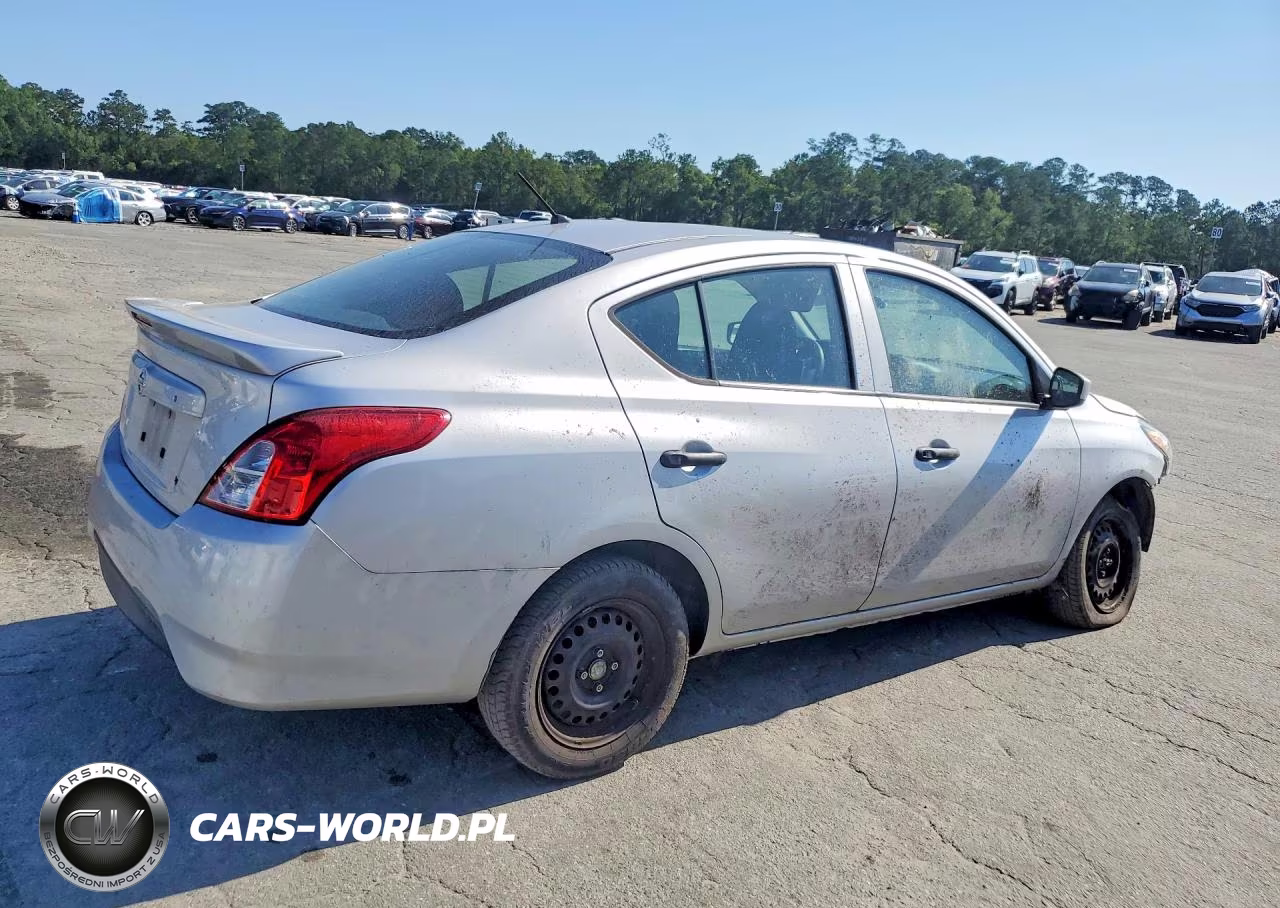 2017 Nissan Versa 1.6 S Plus VIN:3N1CN7AP5HL818215 - 3