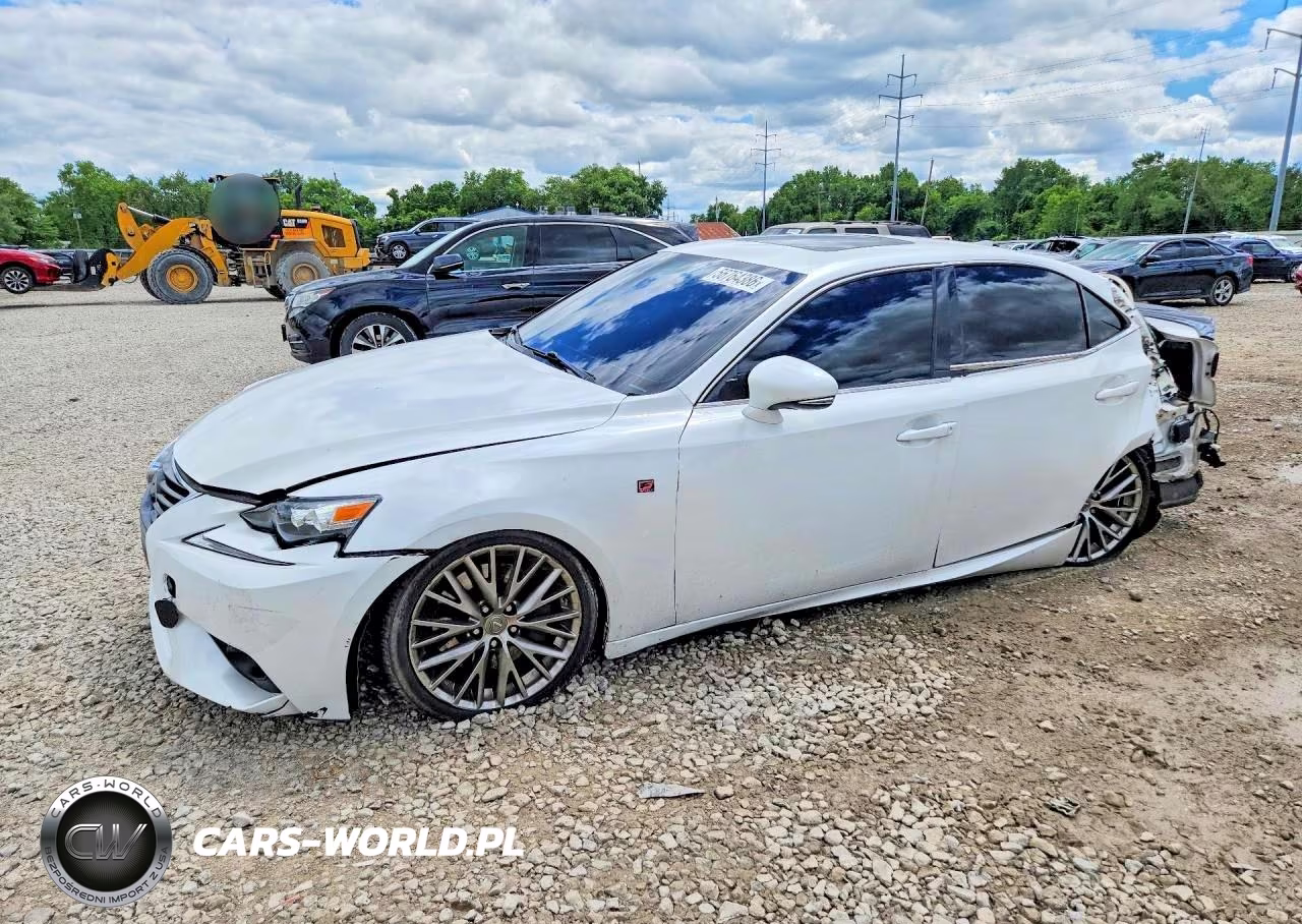 2016 Lexus Is 300 – zdjęcie 1 z 13