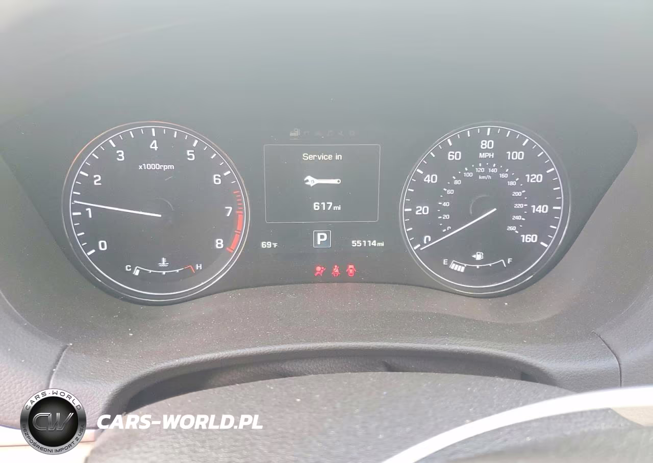 2017 Genesis G80 3.8 VIN:KMHGN4JE7HU176318 - 9