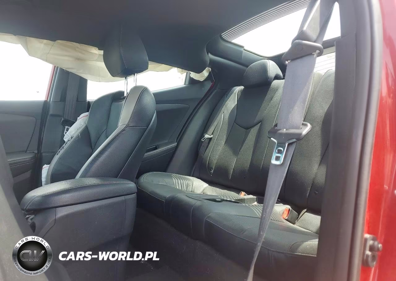 2016 Hyundai Veloster Turbo VIN:KMHTC6AE8GU260047 - 10
