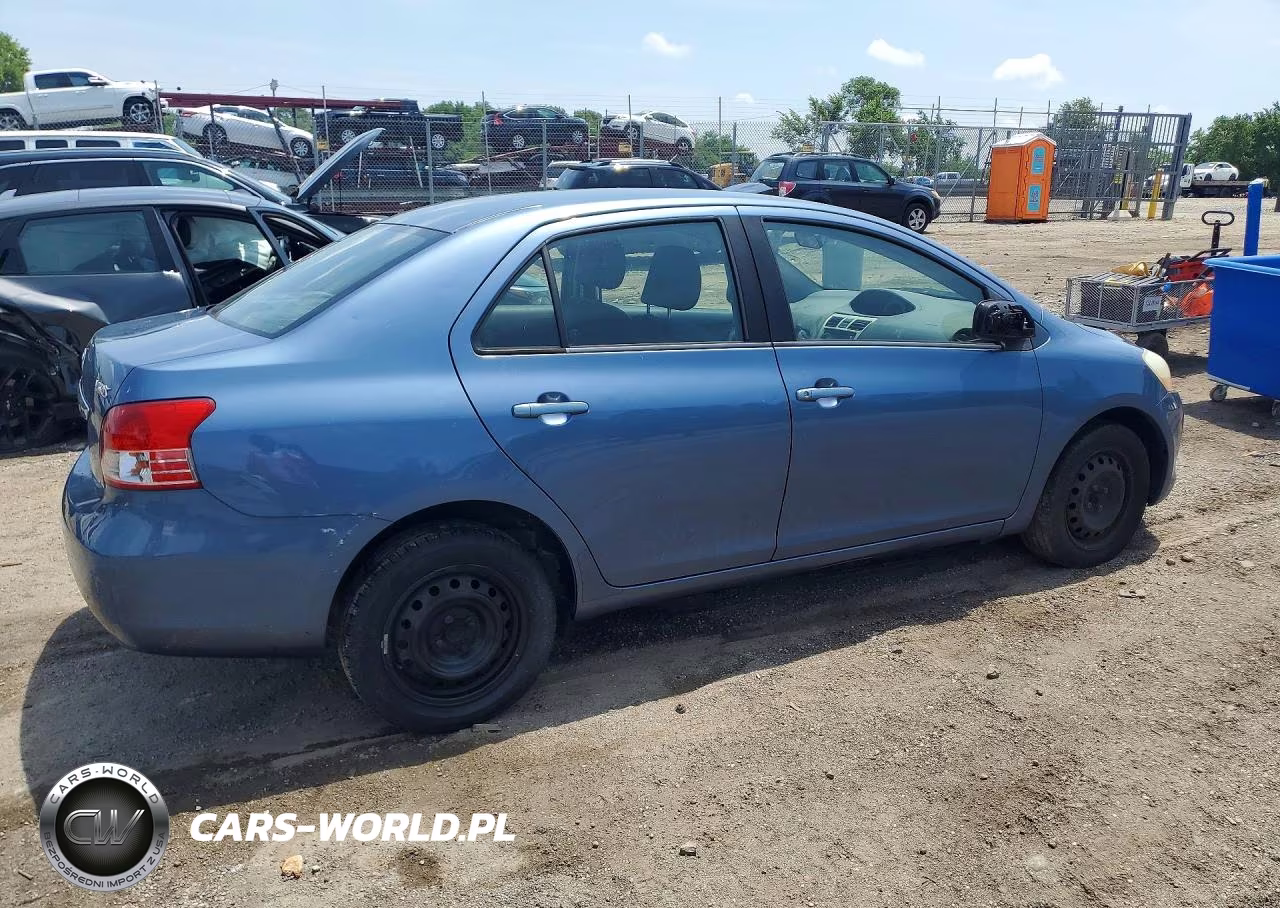 2007 Toyota Yaris Base VIN:JTDBT923X71085106 - 3