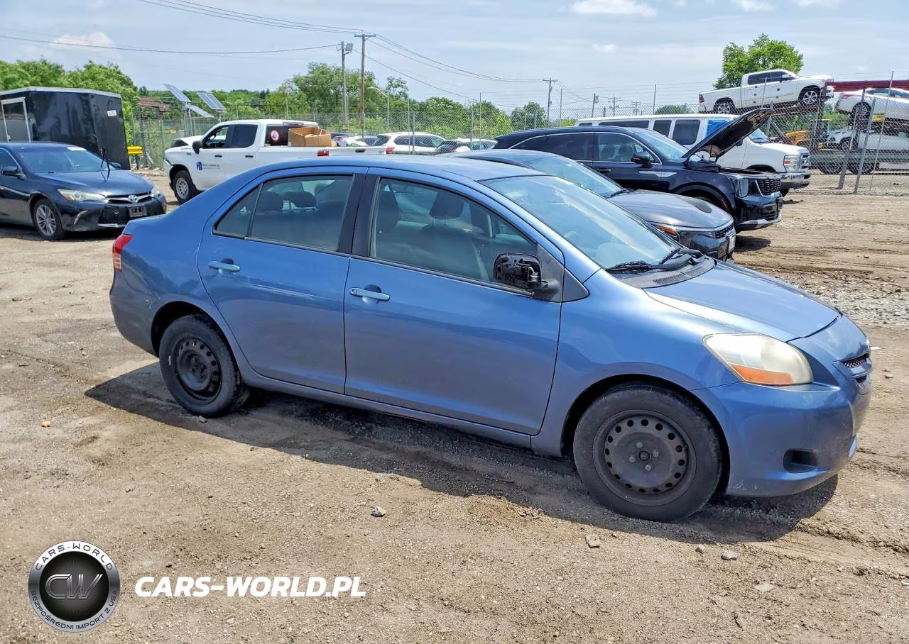2007 Toyota Yaris Base VIN:JTDBT923X71085106 - 4