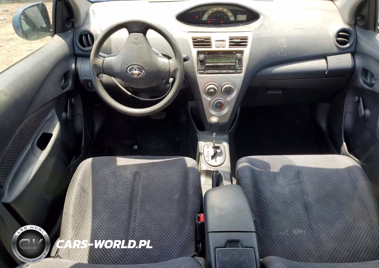 2007 Toyota Yaris Base VIN:JTDBT923X71085106 - 8