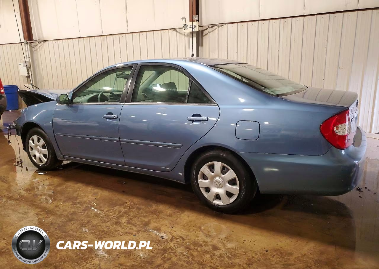 2002 Toyota Camry Le VIN:4T1BE32K52U602183 - 2