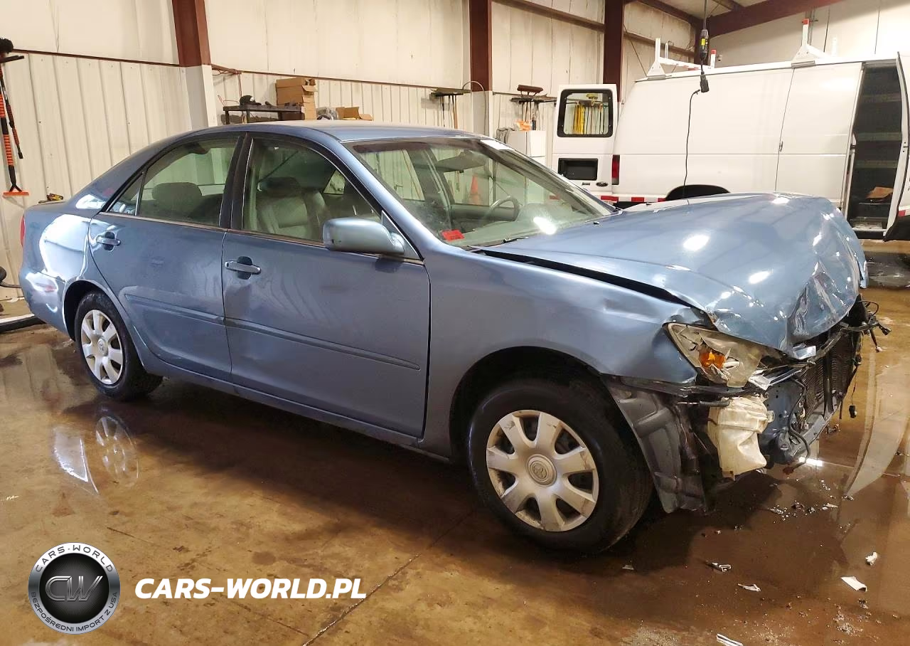 2002 Toyota Camry Le VIN:4T1BE32K52U602183 - 4