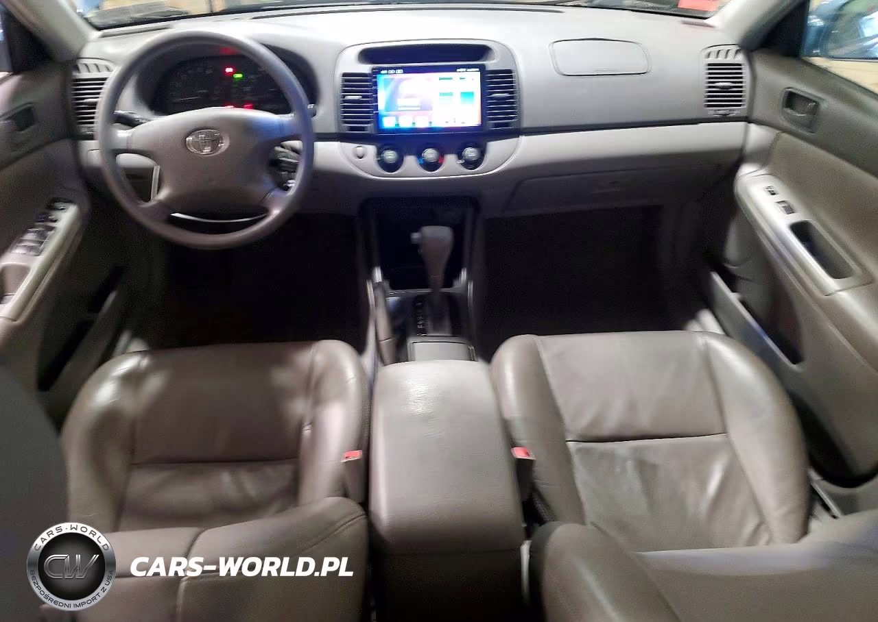 2002 Toyota Camry Le VIN:4T1BE32K52U602183 - 8