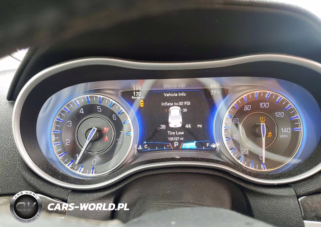 2015 Chrysler 300C VIN:2C3CCAKG9FH793263 - 9