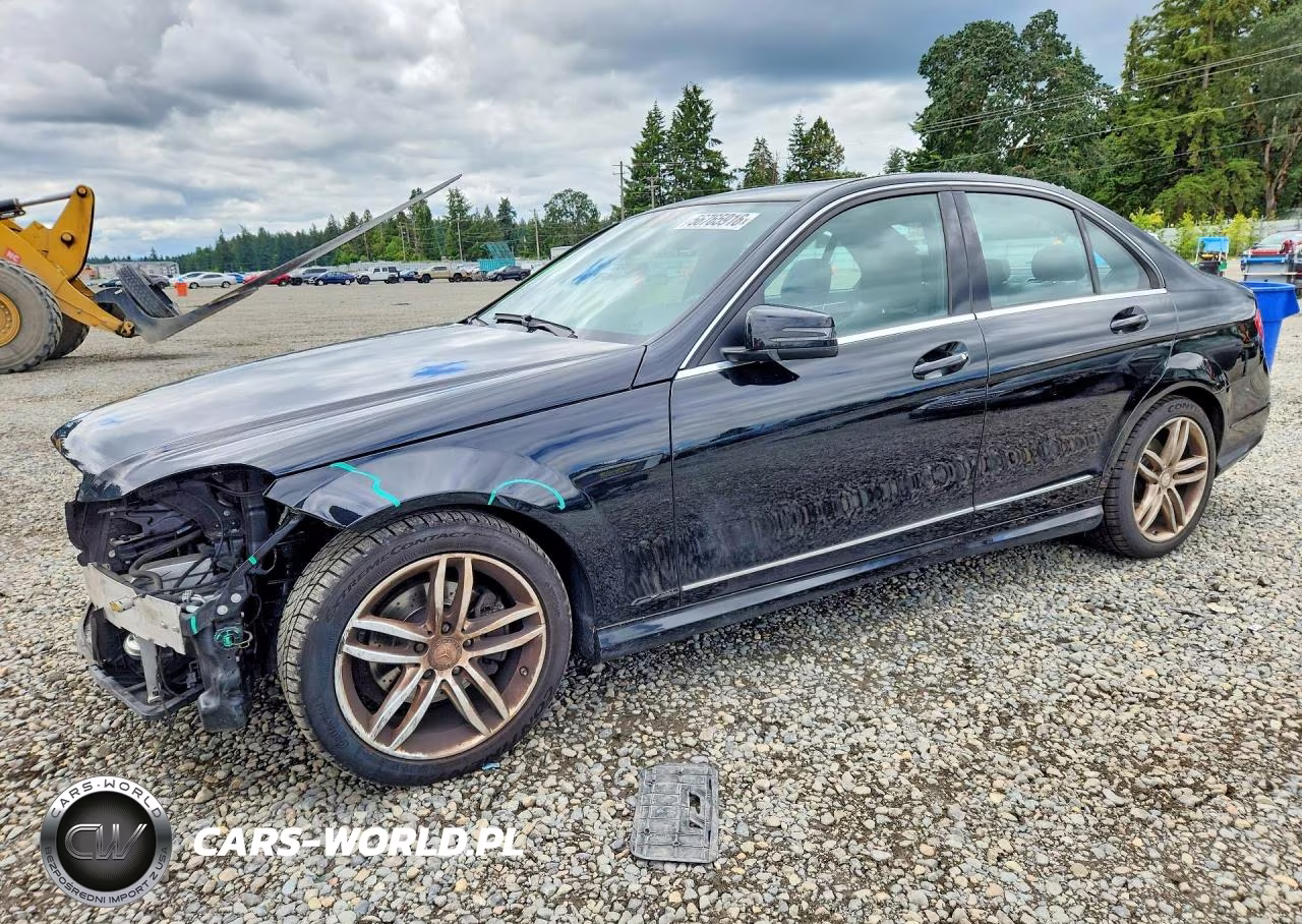2012 Mercedes-Benz C 300 4Matic – zdjęcie 1 z 12