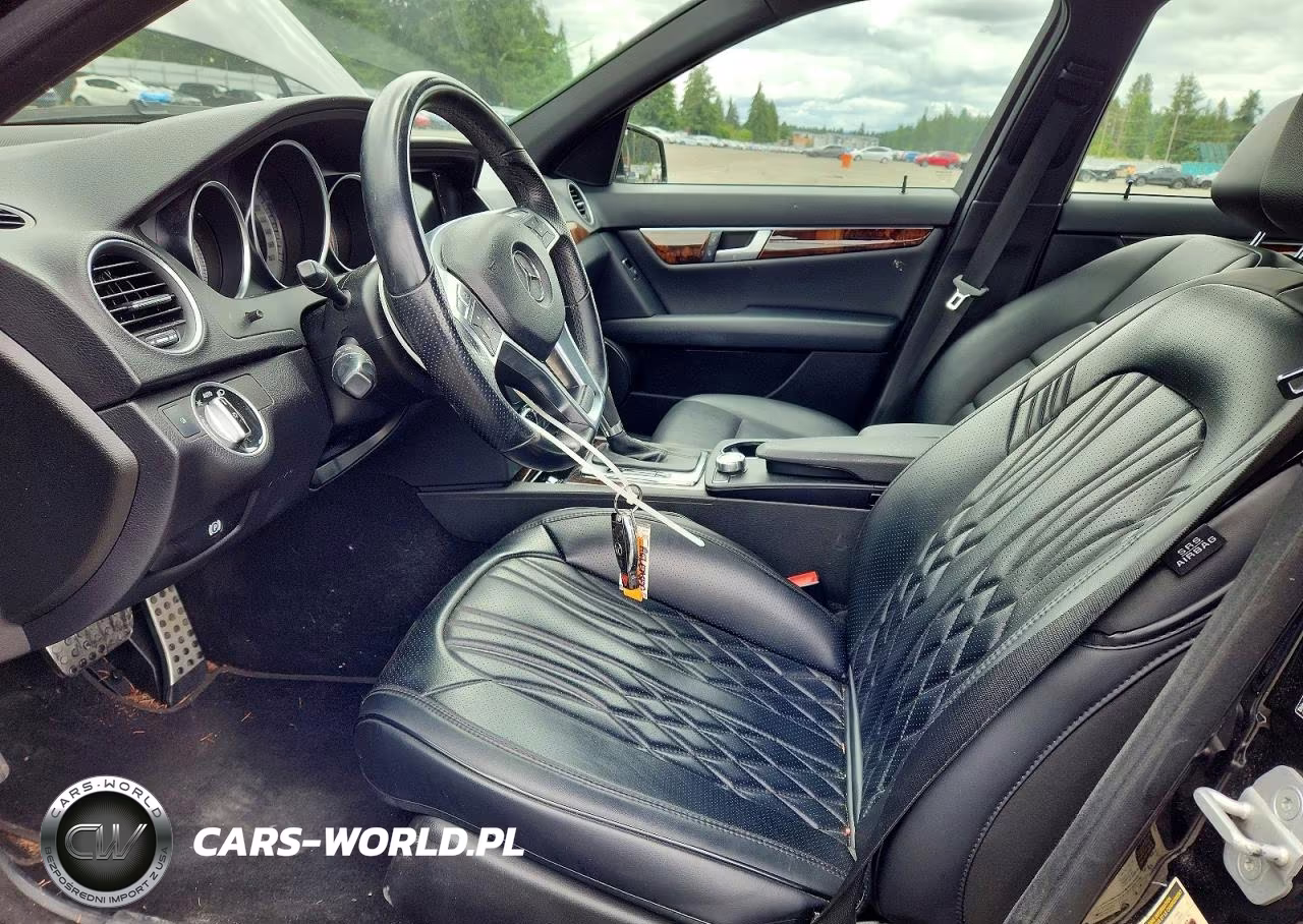 2012 Mercedes-Benz C 300 4Matic VIN:WDDGF8BB6CR194081 - 7