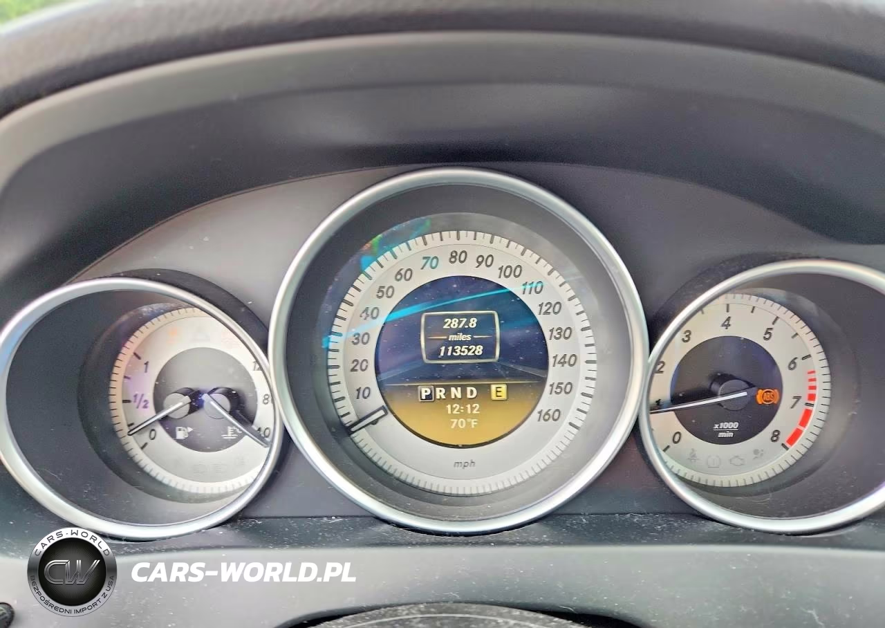 2012 Mercedes-Benz C 300 4Matic VIN:WDDGF8BB6CR194081 - 9