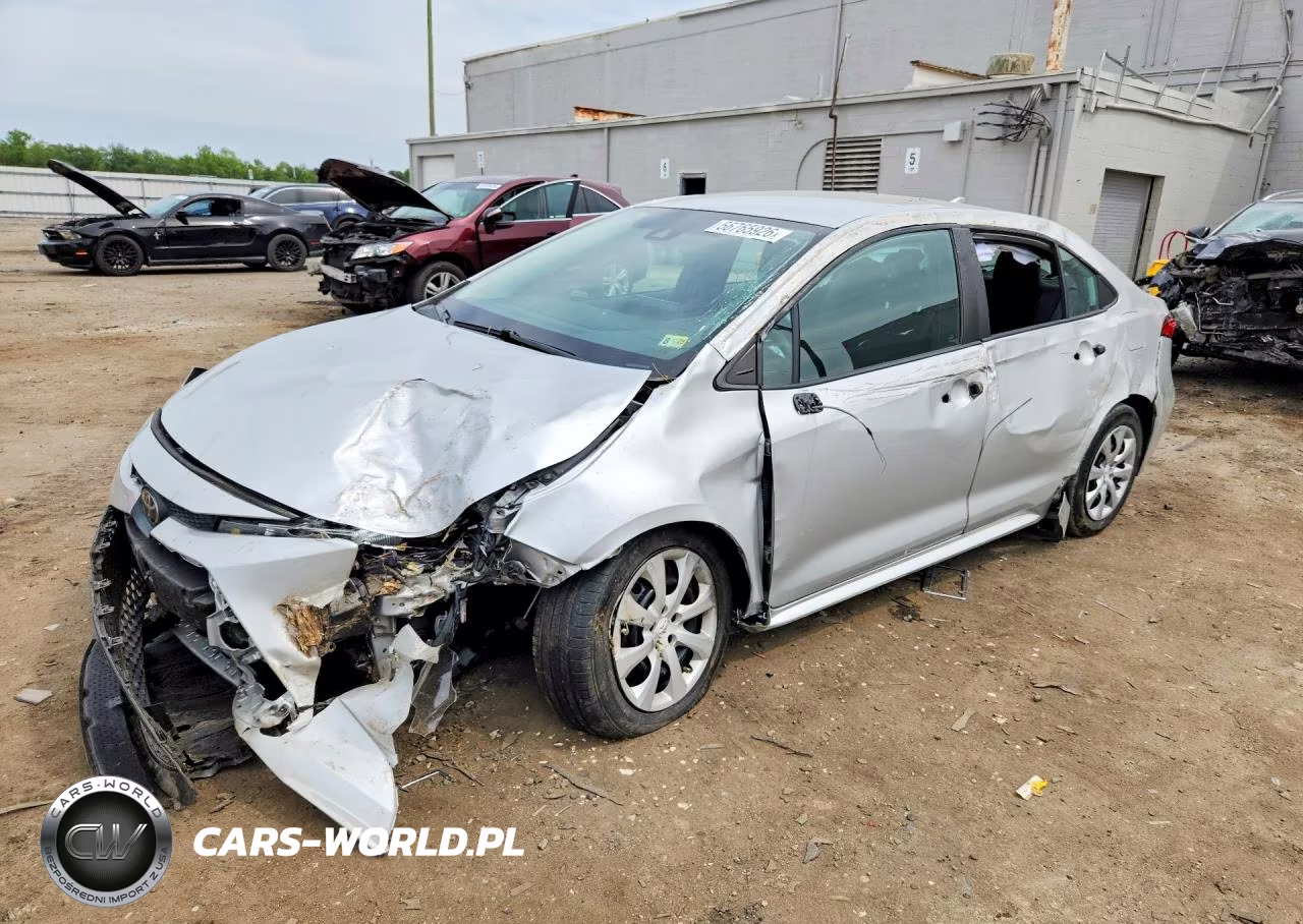2022 Toyota Corolla Le – zdjęcie 1 z 12