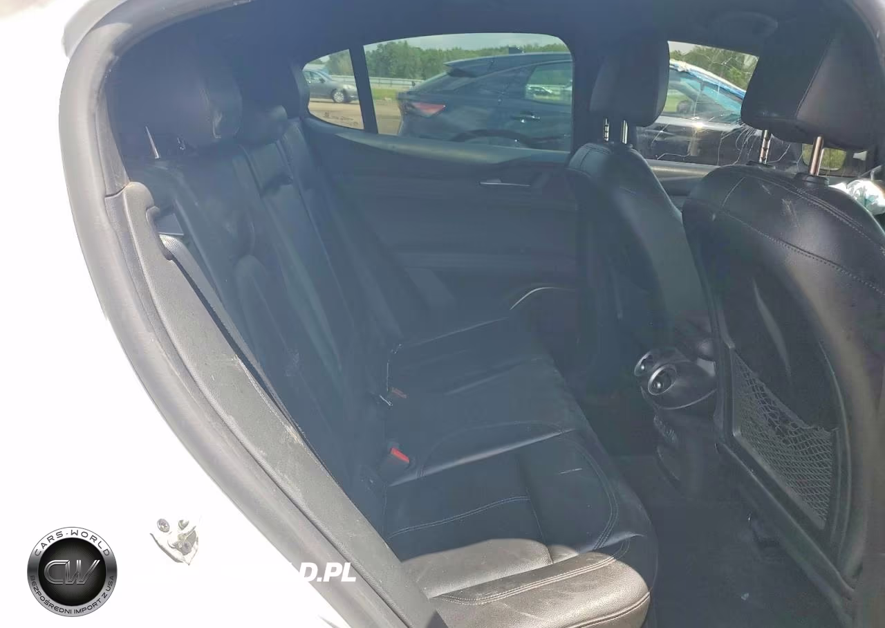 2022 Alfa Romeo Stelvio VIN:ZASPAKAN6N7D27526 - 11