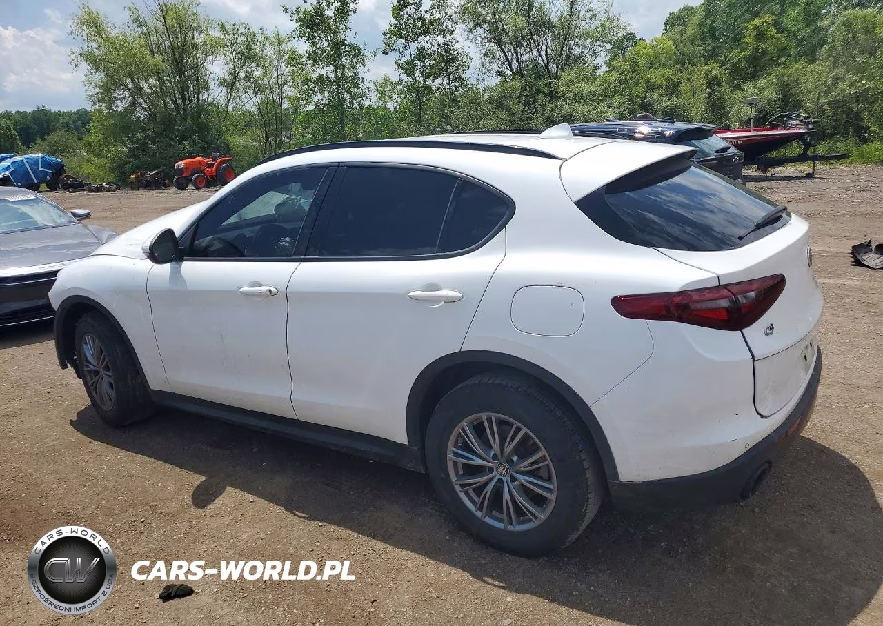 2022 Alfa Romeo Stelvio VIN:ZASPAKAN6N7D27526 - 2