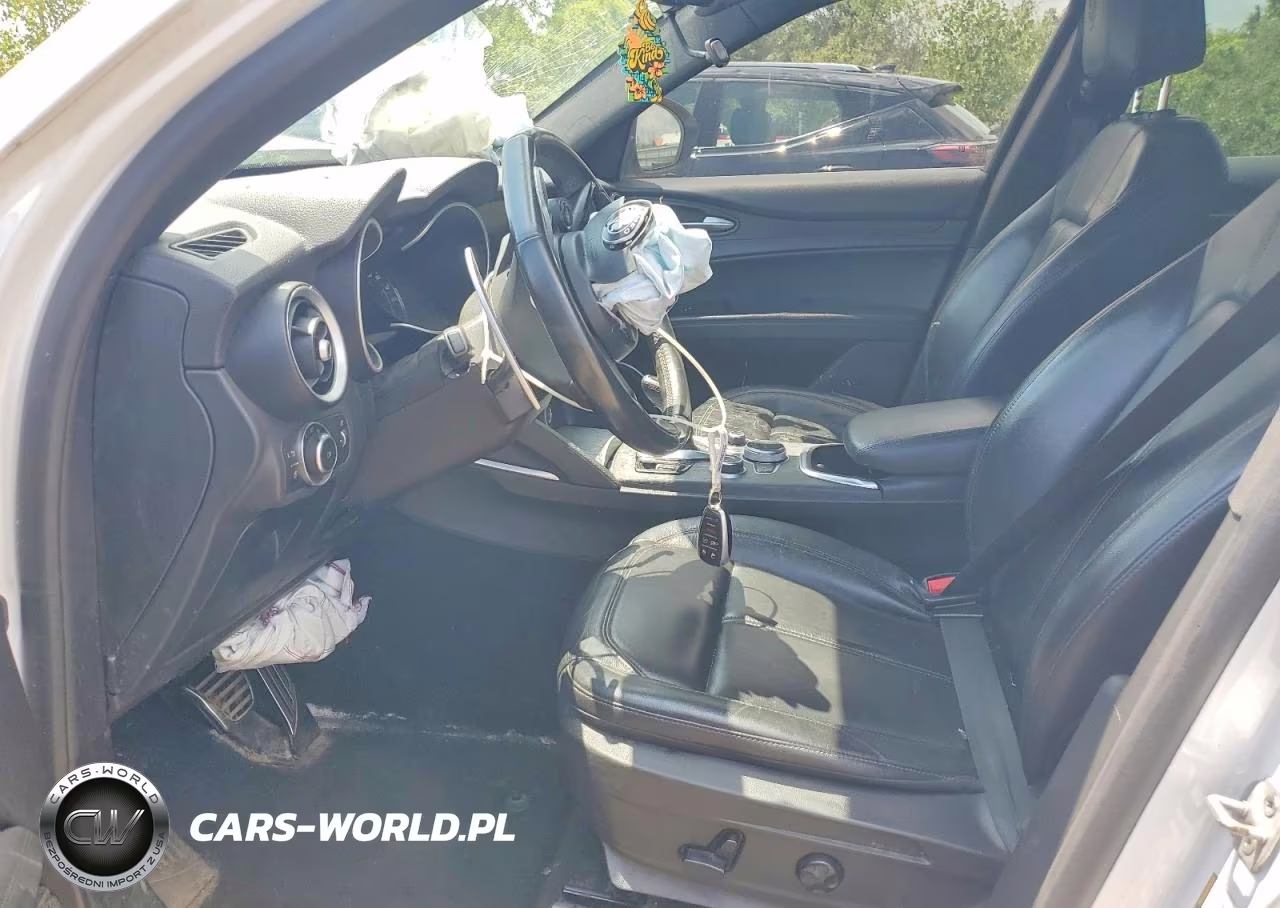 2022 Alfa Romeo Stelvio VIN:ZASPAKAN6N7D27526 - 7