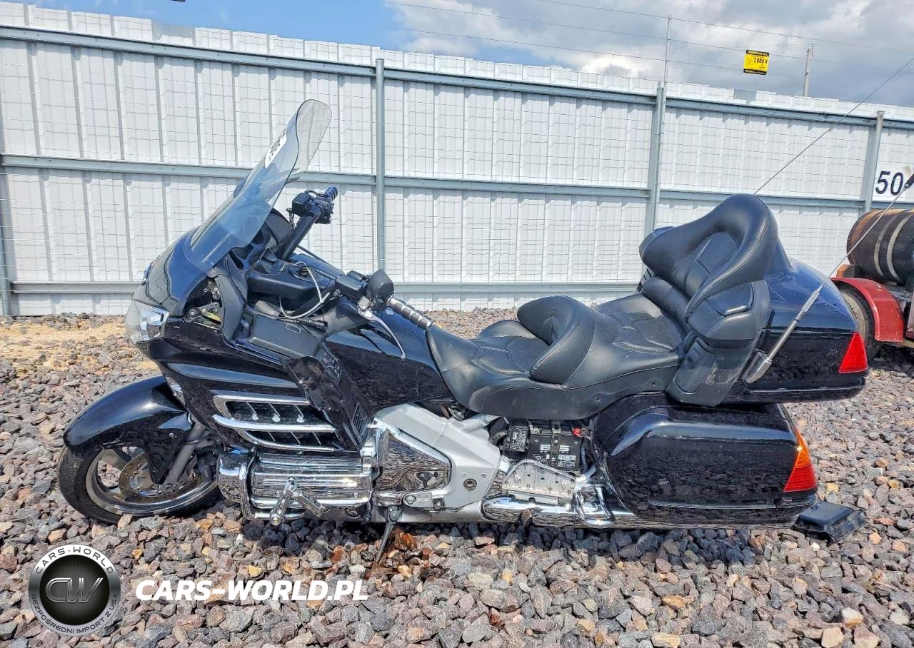 2004 Honda Gl1800 VIN:1HFSC470X4A301362 - 3