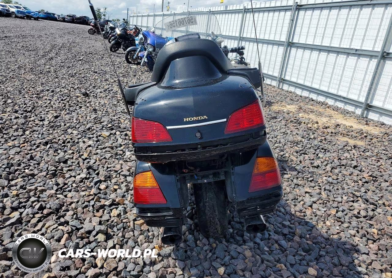 2004 Honda Gl1800 VIN:1HFSC470X4A301362 - 4