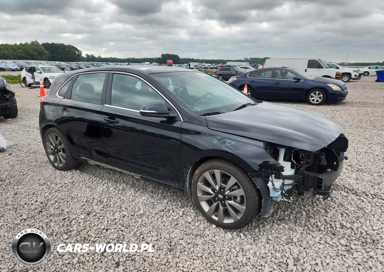 2018 Hyundai Elantra Gt Sport VIN:KMHH55LC8JU086395 - 4