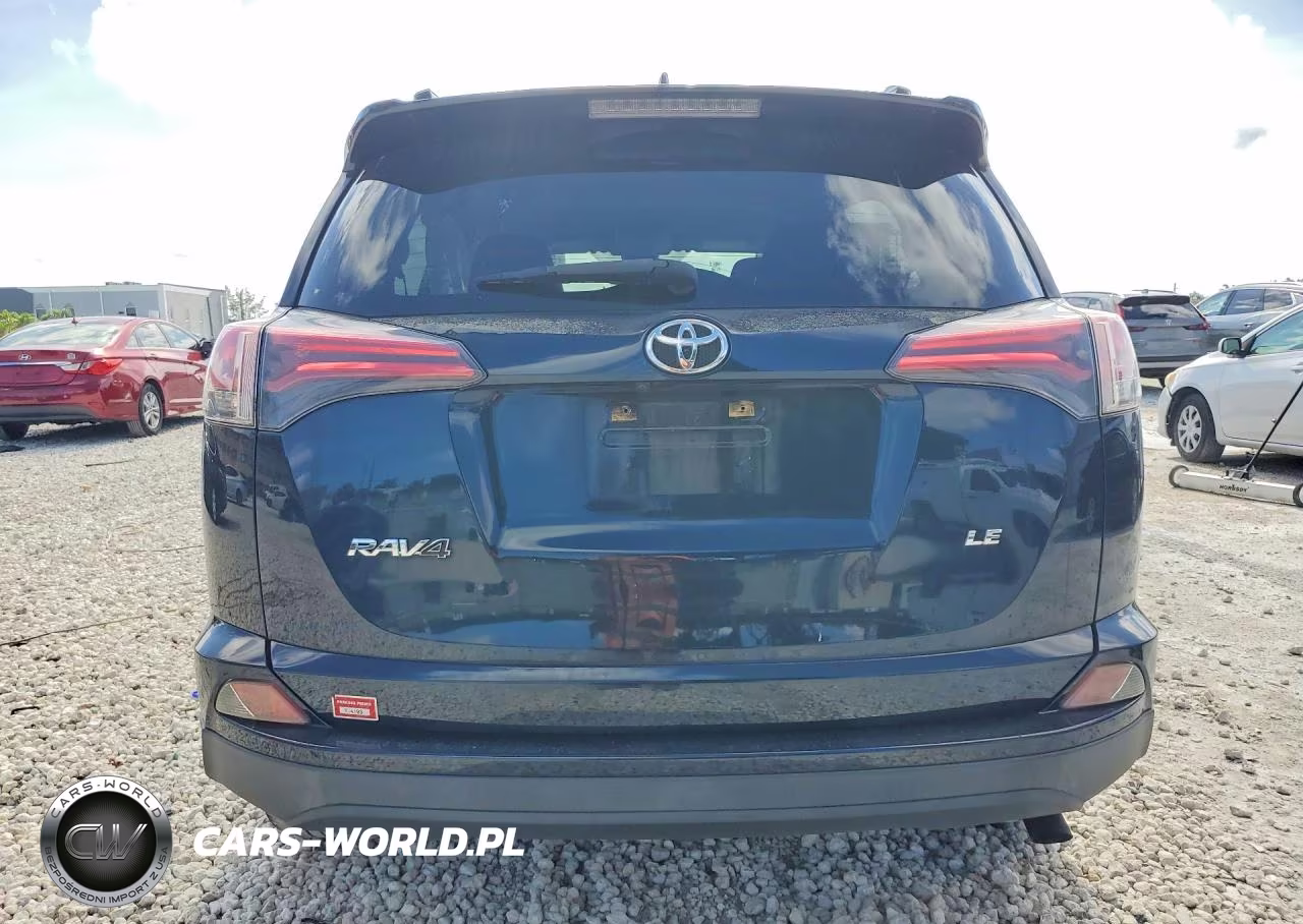 2018 Toyota Rav4 Le VIN:JTMZFREV5JJ210183 - 6