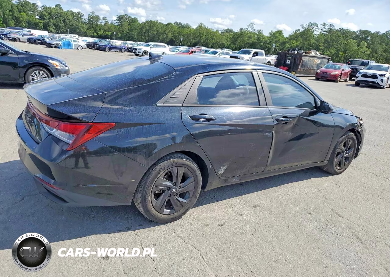 2023 Hyundai Elantra Sel VIN:KMHLM4AG7PU523759 - 3
