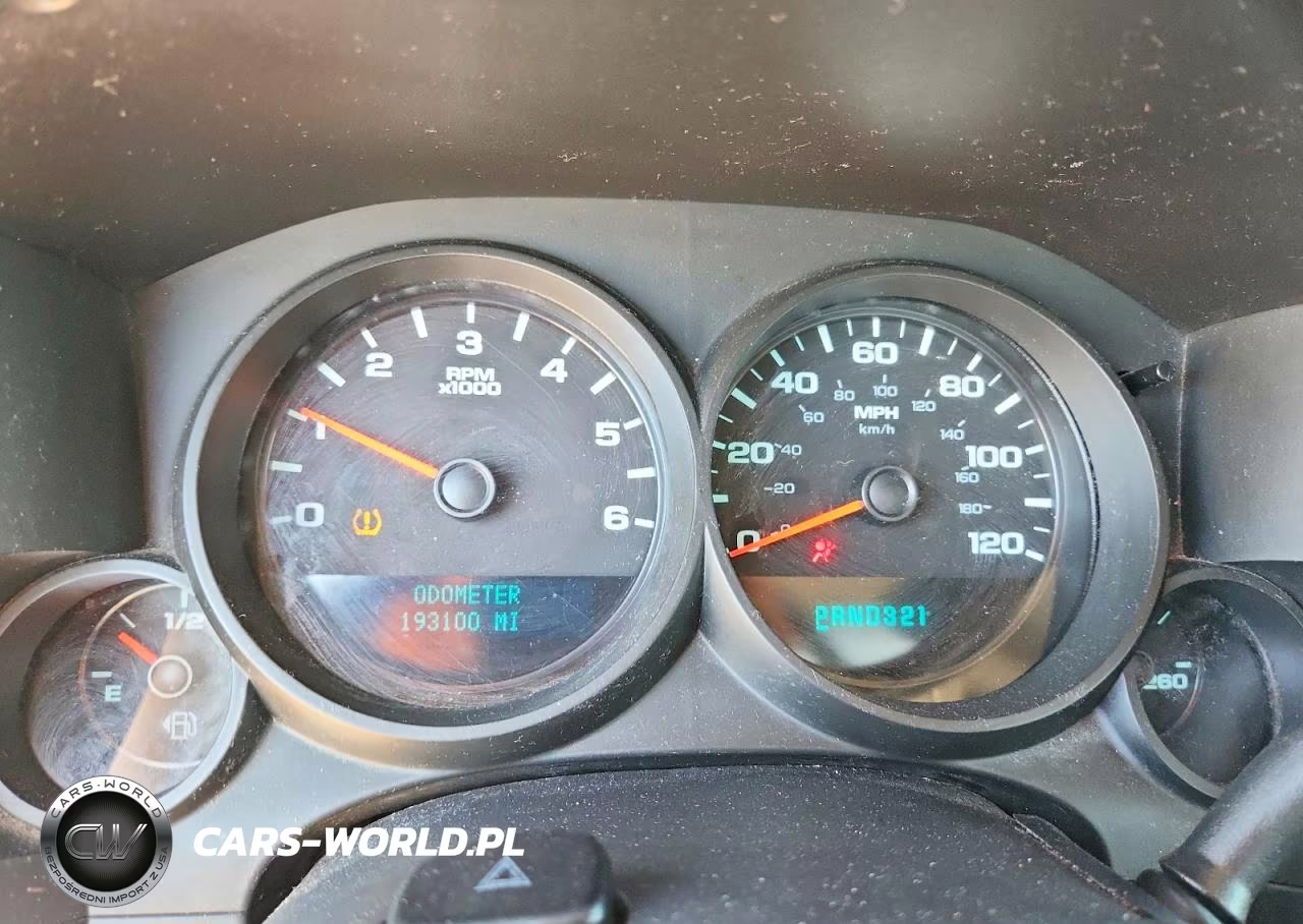 2009 Chevrolet Silverado C1500 VIN:1GCEC14X59Z176545 - 9