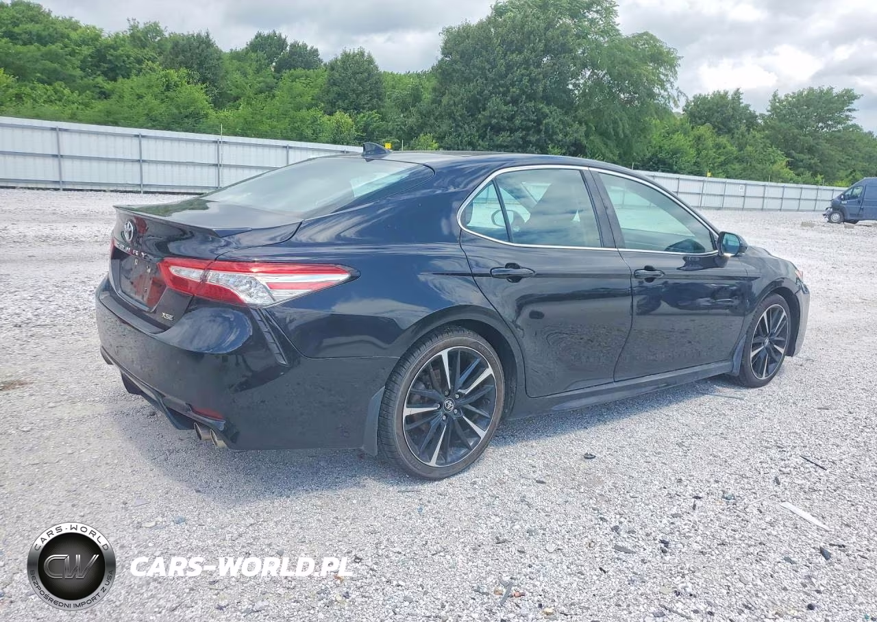 2020 Toyota Camry Xse VIN:4T1K61AK5LU877444 - 3