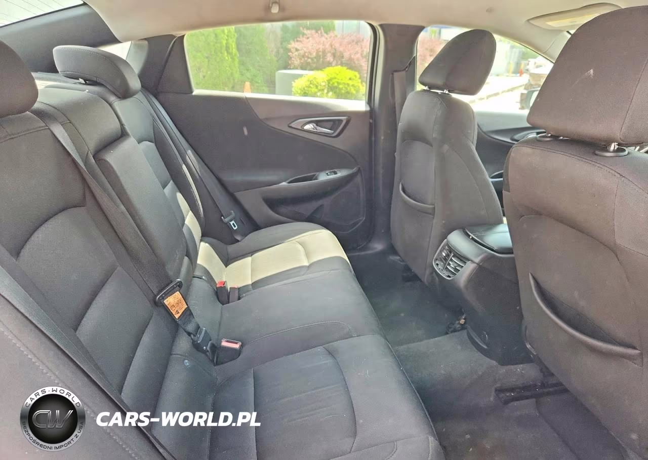 2019 Chevrolet Malibu Lt VIN:1G1ZD5ST5KF144068 - 10