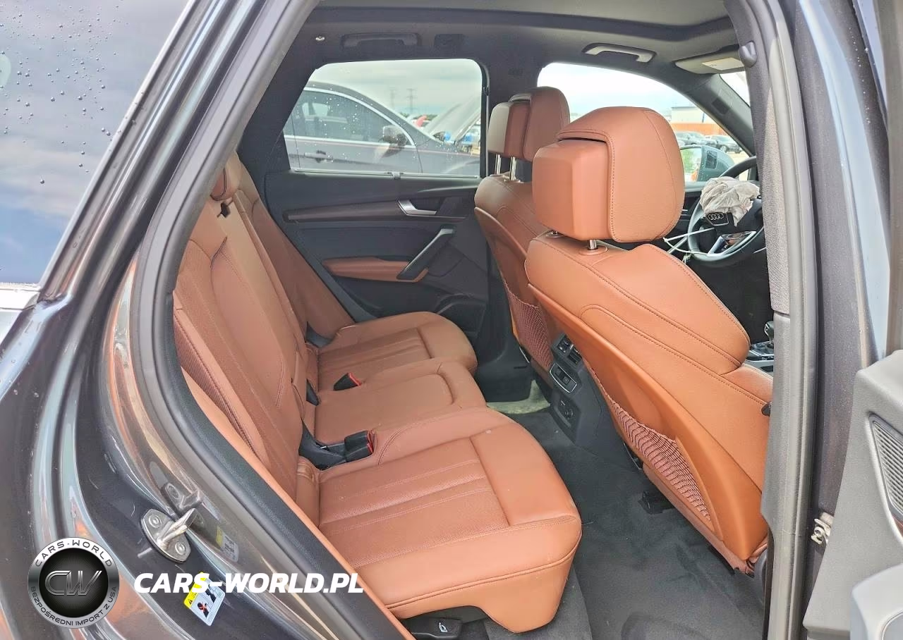 2023 Audi Q5 E Premium Plus 55 VIN:WA1E2BFYXP2092767 - 10