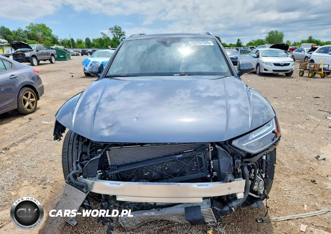 2023 Audi Q5 E Premium Plus 55 VIN:WA1E2BFYXP2092767 - 5