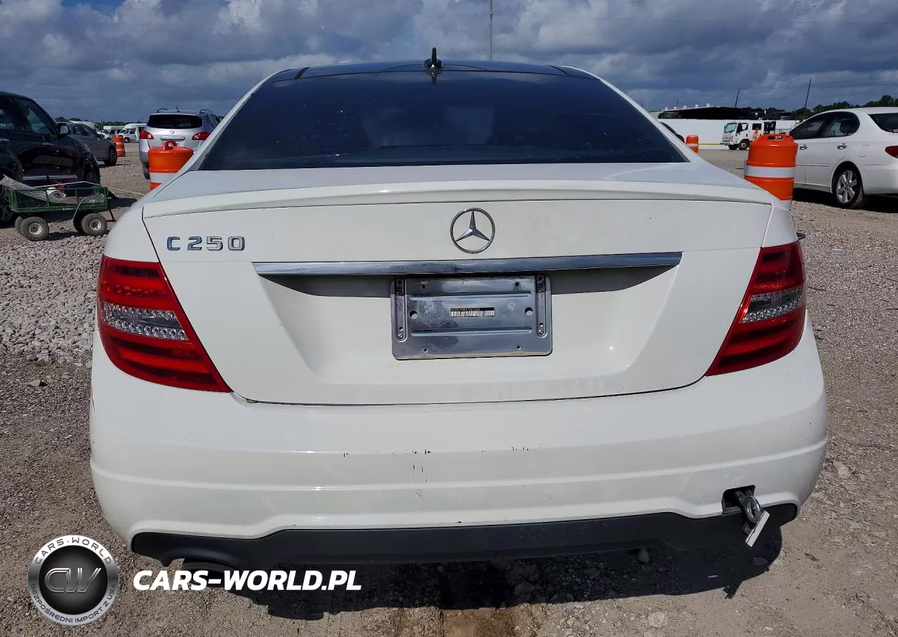 2012 Mercedes-Benz C 250 VIN:WDDGJ4HB7CF875320 - 6