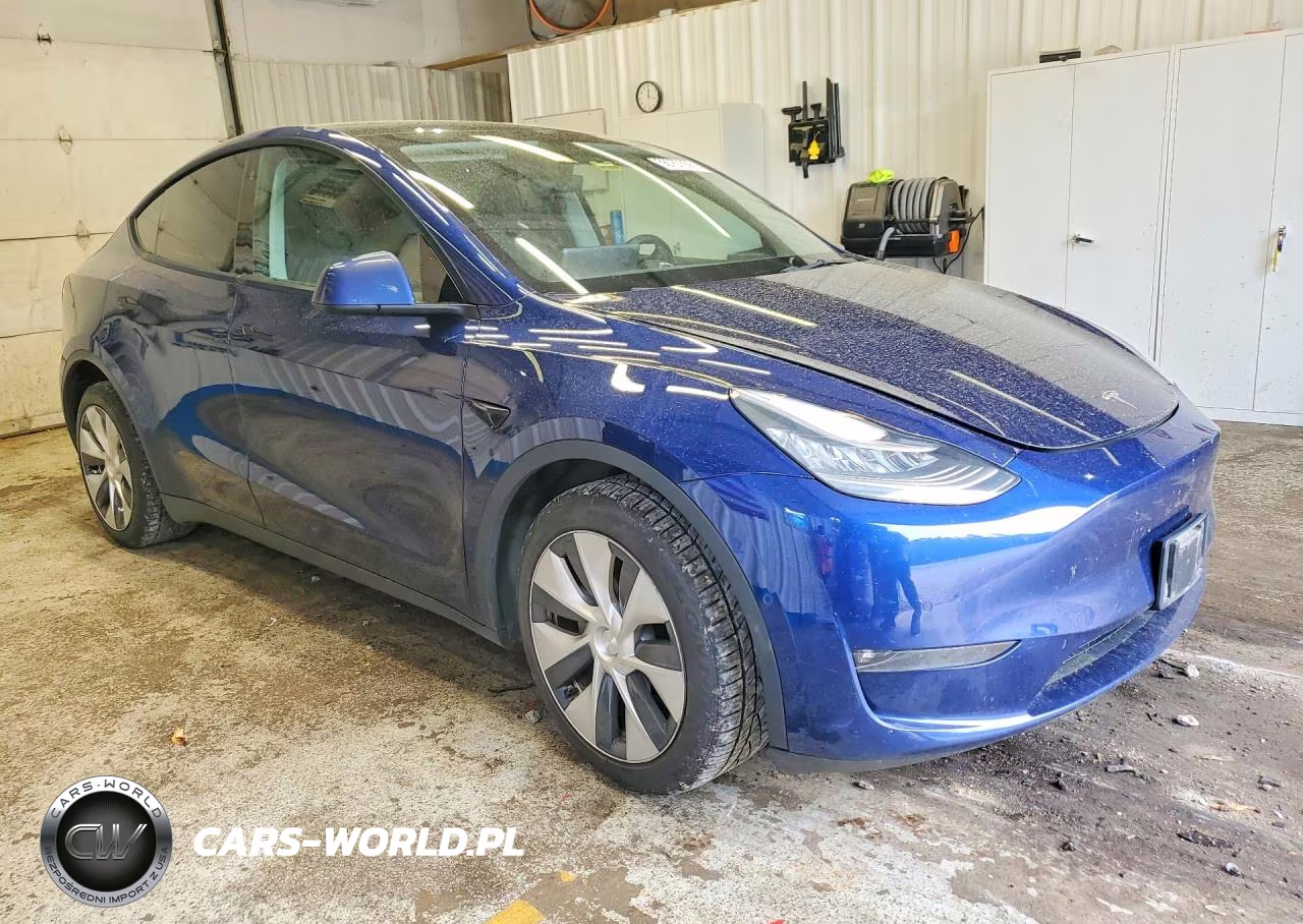 2021 Tesla Model Y VIN:5YJYGDEE3MF255985 - 4