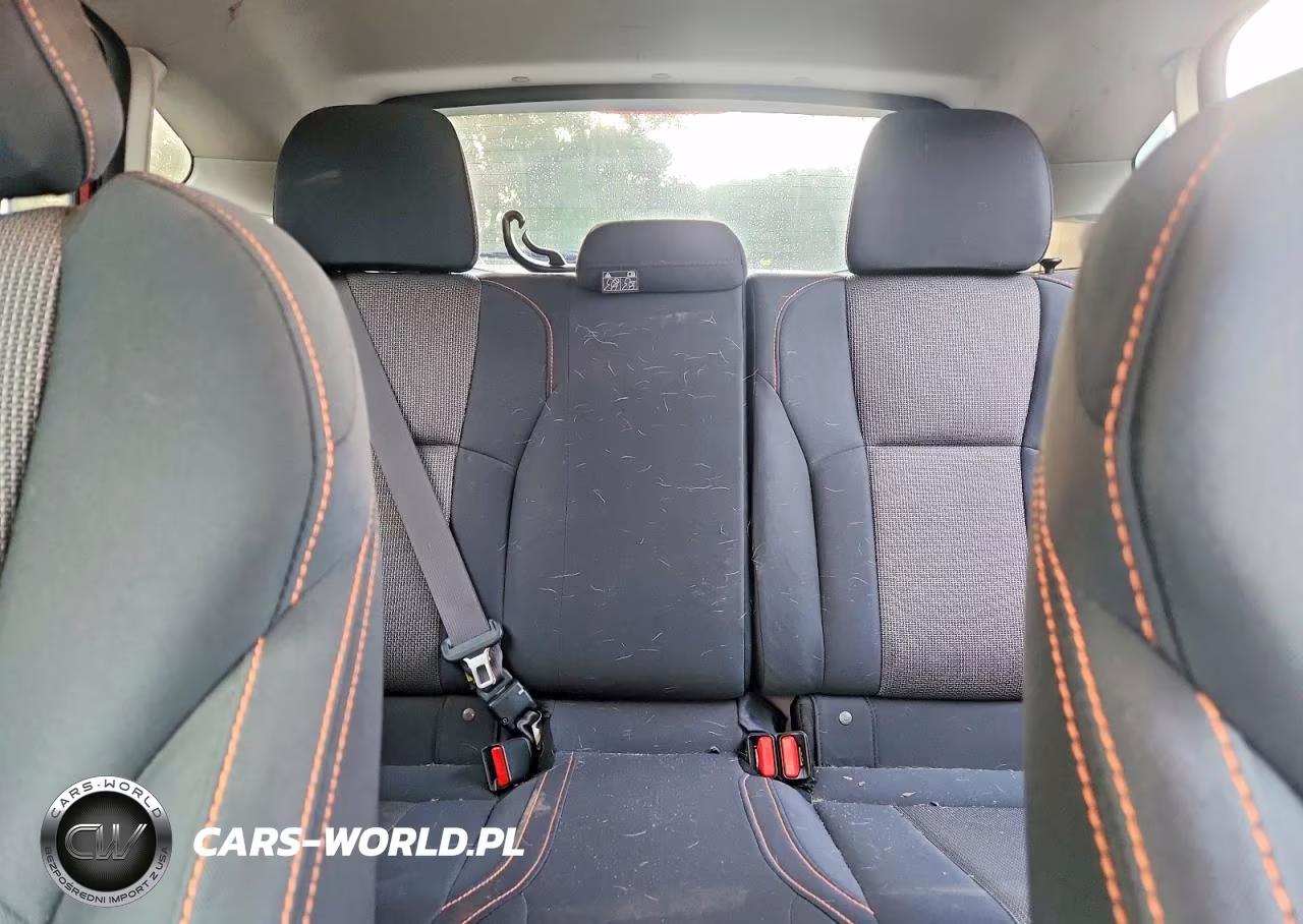 2019 Subaru Crosstrek Premium VIN:JF2GTAEC2KH317847 - 10
