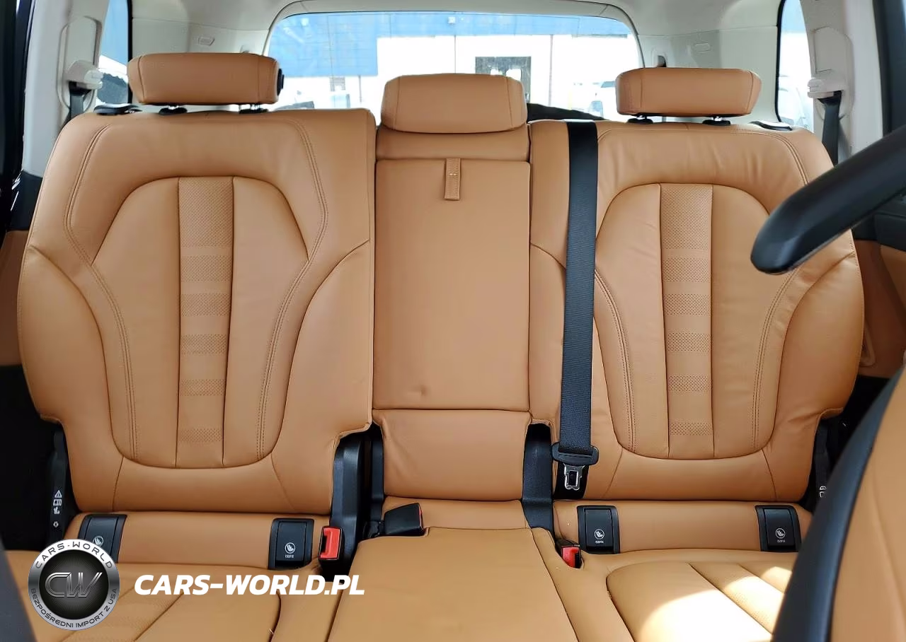2022 BMW X7 xDrive40I VIN:5UXCW2C0XN9K89411 - 10