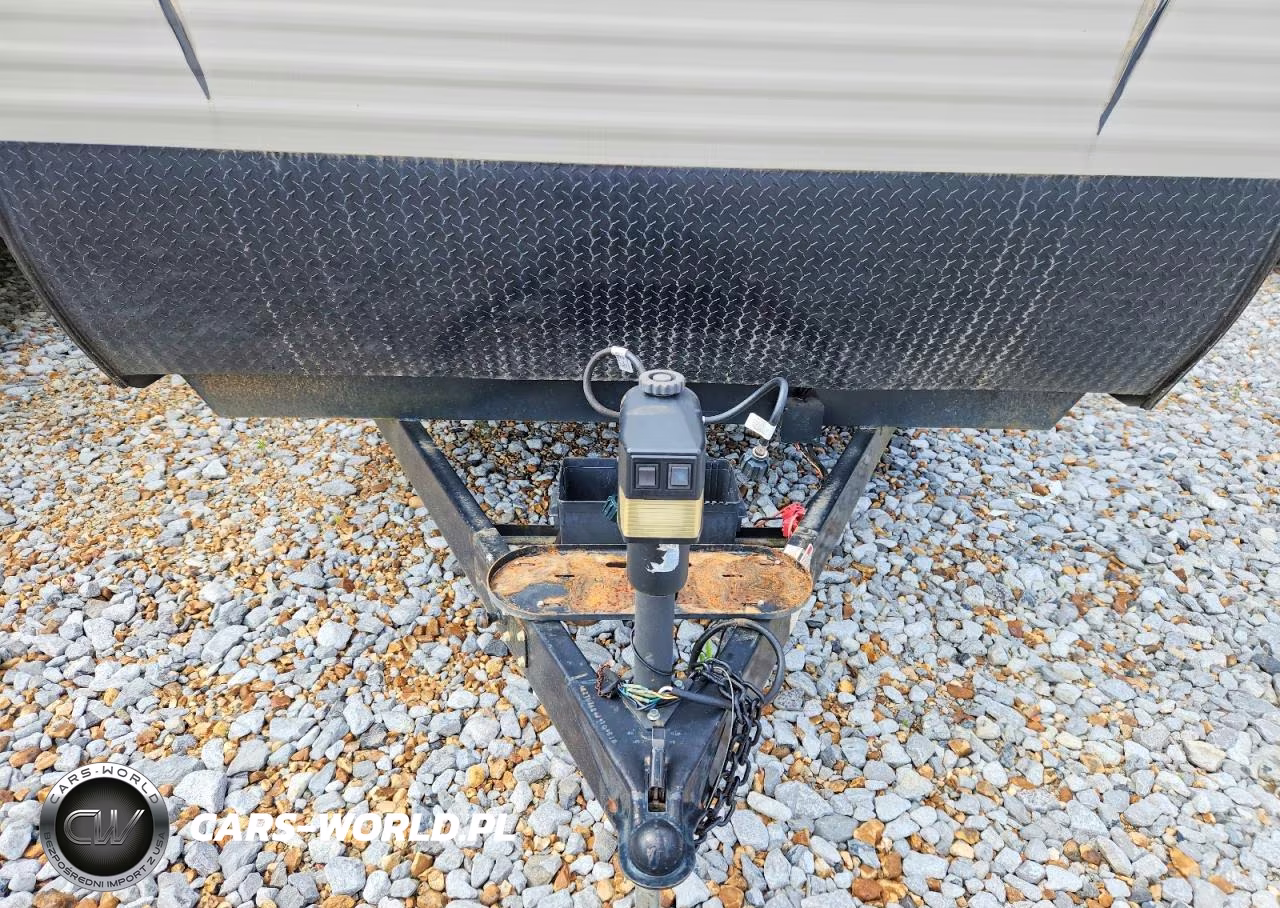 2018 Kz-Rv Sportsmen Camper VIN:4EZTU2624J4104618 - 7