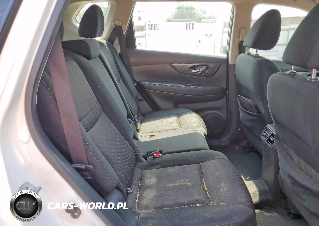 2017 Nissan Rogue S VIN:KNMAT2MV5HP510263 - 11