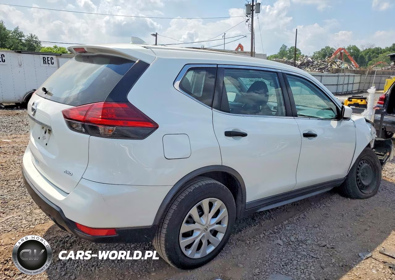 2017 Nissan Rogue S VIN:KNMAT2MV5HP510263 - 3